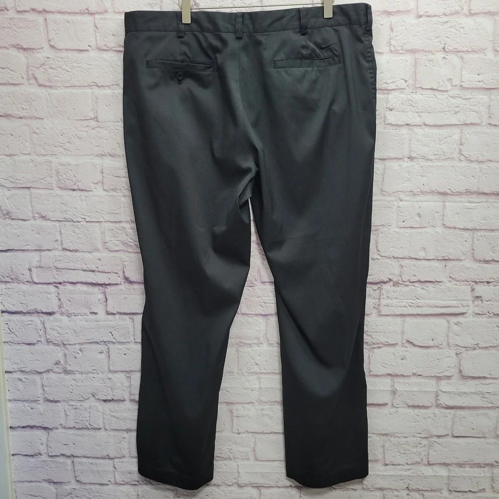 Nike Golf Black Dri Fit Chino Pants 38x30 Fits 40 Performance Athleisure Gorp - Picture 2 of 9